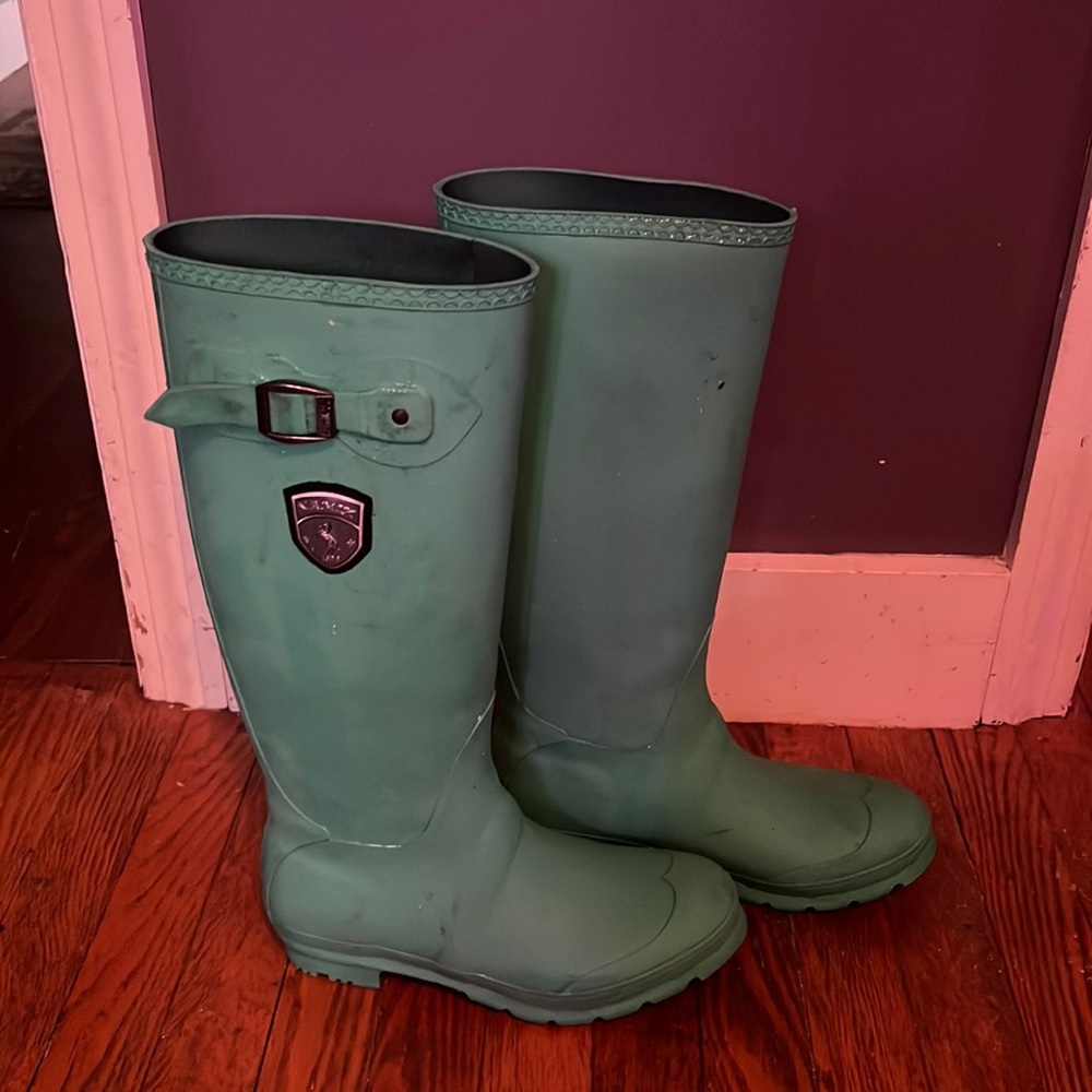 Kamik rain boot